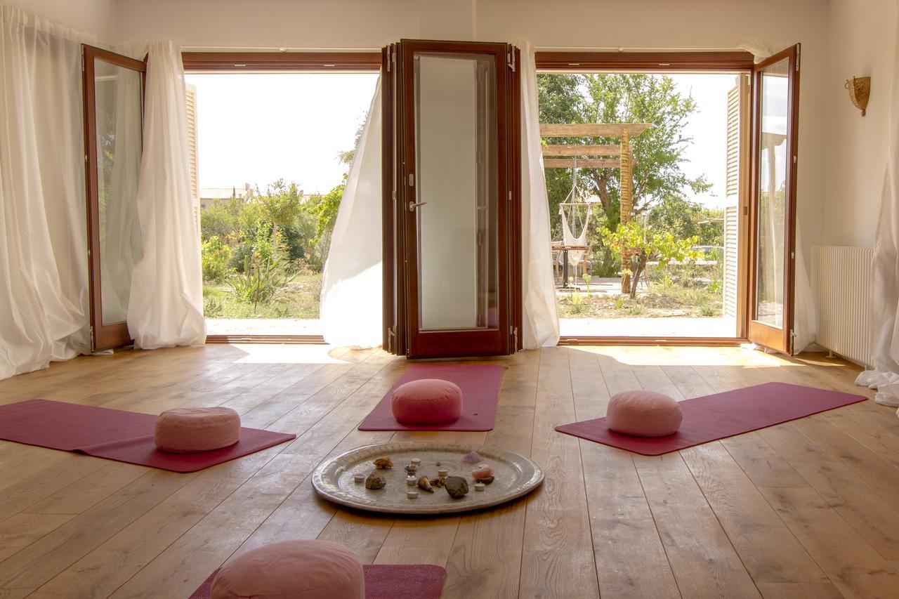 Home Hotel The Pink Pepper Tree Lloseta Exteriör bild